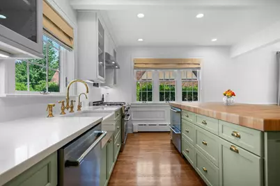 1021 Kensington Avenue, Grosse Pointe, MI 48230 - Photo 21