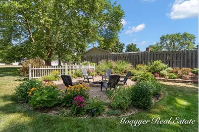 1758 Greenwoods Drive, Jenison, MI 49428 - Photo 7