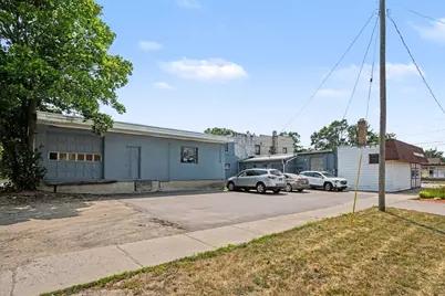 1064 S Getty Street, Muskegon, MI 49442 - Photo 9