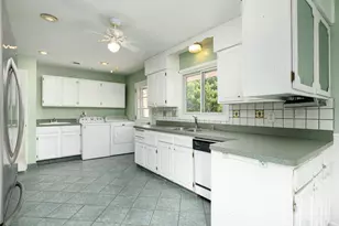 6272 Earhart Rd, Ann Arbor, MI 48105 - Photo 13