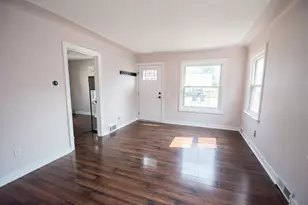 545 Van Allen St SE, Wyoming, MI 49548 - Photo 11