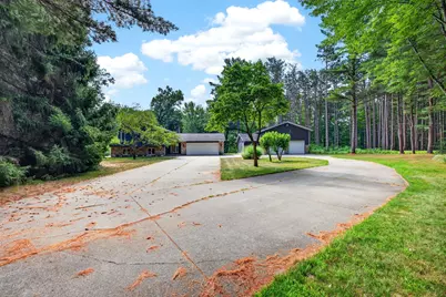 2515 W Giles Road, Muskegon, MI 49445 - Photo 1