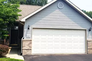621 Ridge Ln, Tecumseh, MI 49286 - Photo 1