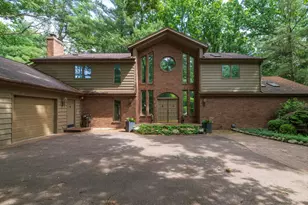 7129 Lakeridge Pl, Kalamazoo, MI 49009 - Photo 1