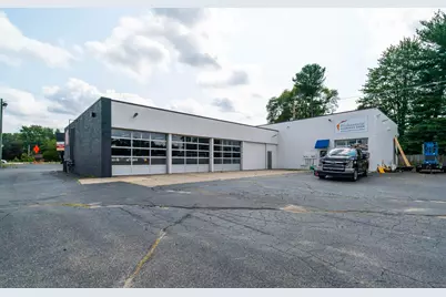 4061 Plainfield Avenue NE, Grand Rapids, MI 49525 - Photo 5