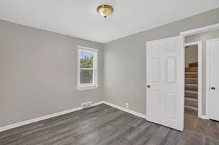 224 Victory Dr, Pontiac, MI 48342 - Photo 19