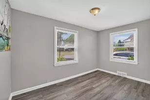 224 Victory Dr, Pontiac, MI 48342 - Photo 21