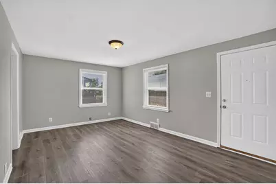 224 Victory Drive, Pontiac, MI 48342 - Photo 7