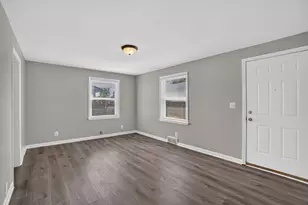 224 Victory Dr, Pontiac, MI 48342 - Photo 7