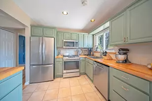 10133 Van Buren St, Belleville, MI 48111 - Photo 5