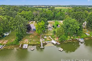 2900 S Martin Dr, Fremont, MI 49412 - Photo 39