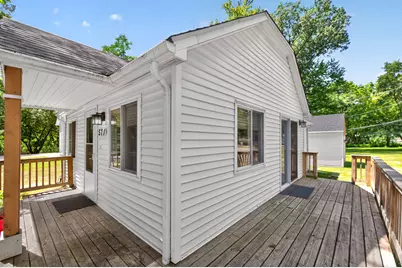 571 Crescent Lake Road, Waterford, MI 48327 - Photo 3