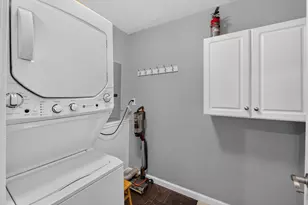 571 Crescent Lake Rd, Waterford, MI 48327 - Photo 13