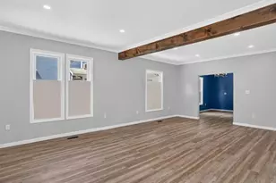 213 N Pleasant St, Jackson, MI 49202 - Photo 9