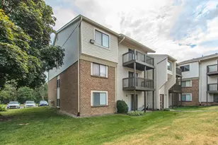 30078 W 12 Mile Rd, Farmington Hills, MI 48334 - Photo 3