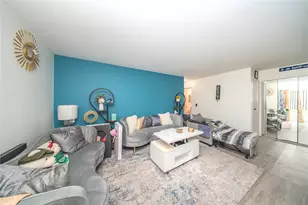 30078 W 12 Mile Rd, Farmington Hills, MI 48334 - Photo 17