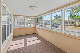 735 Eleanor St NE, Grand Rapids, MI 49505 - Photo 5