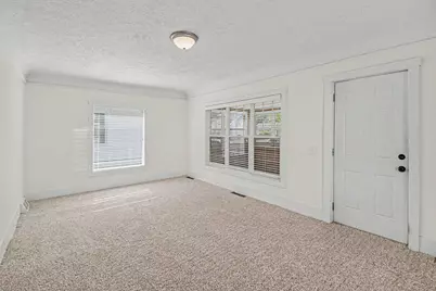 735 Eleanor Street NE, Grand Rapids, MI 49505 - Photo 7