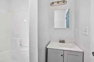 930 Backus St, Jackson, MI 49202 - Photo 11