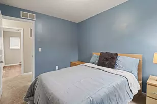 2129 Kensington Park Cir, Holland, MI 49423 - Photo 27