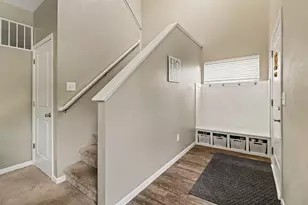 2129 Kensington Park Cir, Holland, MI 49423 - Photo 3