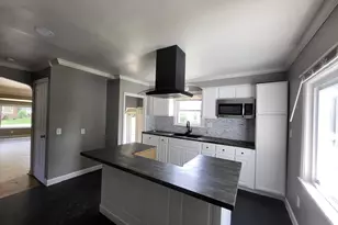 23077 Piper Ave, Eastpointe, MI 48021 - Photo 9