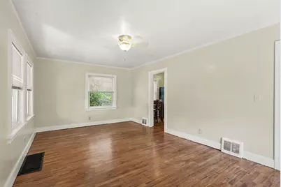 190 E Isabella Avenue, Muskegon, MI 49442 - Photo 3
