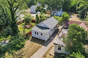190 E Isabella Ave, Muskegon, MI 49442 - Photo 27