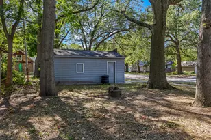 689 E Larch Ave, Muskegon, MI 49442 - Photo 23