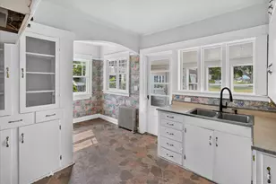 939 Backus St, Jackson, MI 49202 - Photo 13
