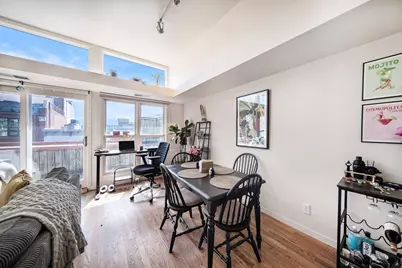 217 E Washington Street, Ann Arbor, MI 48104 - Photo 7