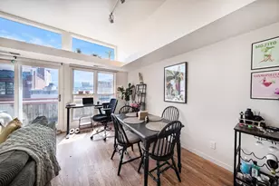 217 E Washington St, Ann Arbor, MI 48104 - Photo 7