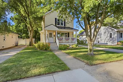 1323 Wolcott Avenue, Saint Joseph, MI 49085 - Photo 1
