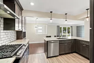 926 Woodlawn Ave, Royal Oak, MI 48073 - Photo 13