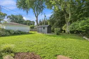926 Woodlawn Ave, Royal Oak, MI 48073 - Photo 37