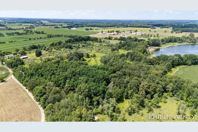 12842 W Hillis Road, Trufant, MI 49347 - Photo 9