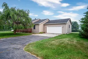 5967 Nichols Rd, Mason, MI 48854 - Photo 5