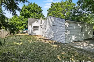 112 S Kenwood St, Muskegon, MI 49442 - Photo 35