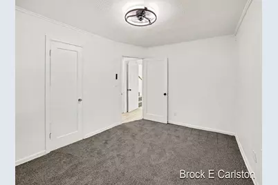 112 S Kenwood Street, Muskegon, MI 49442 - Photo 15