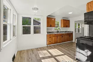 112 S Kenwood St, Muskegon, MI 49442 - Photo 13