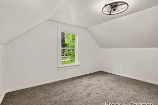 112 S Kenwood St, Muskegon, MI 49442 - Photo 23