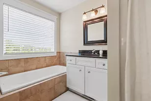 8037 Engelwood Ave, Richland, MI 49083 - Photo 19