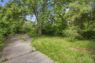 15701 Rossini Drive, Detroit, MI 48205 - Photo 13