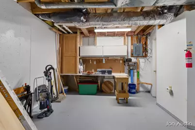 1845 Cross Bend Street NE, Grand Rapids, MI 49505 - Photo 23