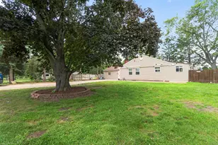 6140 Pinckney Rd, Pinckney, MI 48169 - Photo 33
