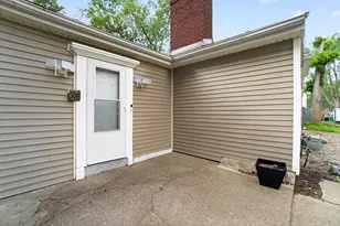 6140 Pinckney Rd, Pinckney, MI 48169 - Photo 1