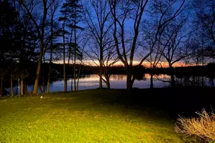 4061 Thornoaks Dr, Ann Arbor, MI 48104 - Photo 5
