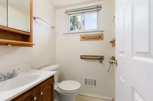 1577 Sheffield Dr, Ypsilanti, MI 48198 - Photo 19