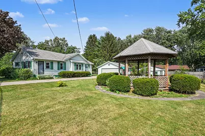 2413 N 5th Street, Niles, MI 49120 - Photo 1