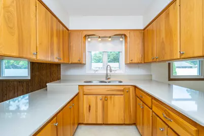 5980 Willow Creek Path, Stevensville, MI 49127 - Photo 9